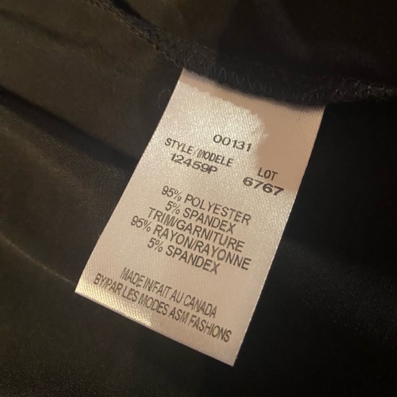 Ladies size small dressy black cardigan from Laura Petites - Picture 6 of 7